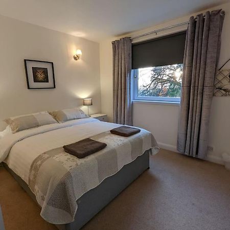 Two Bedroom Flat In Bridge Of Allan, Stirling エクステリア 写真