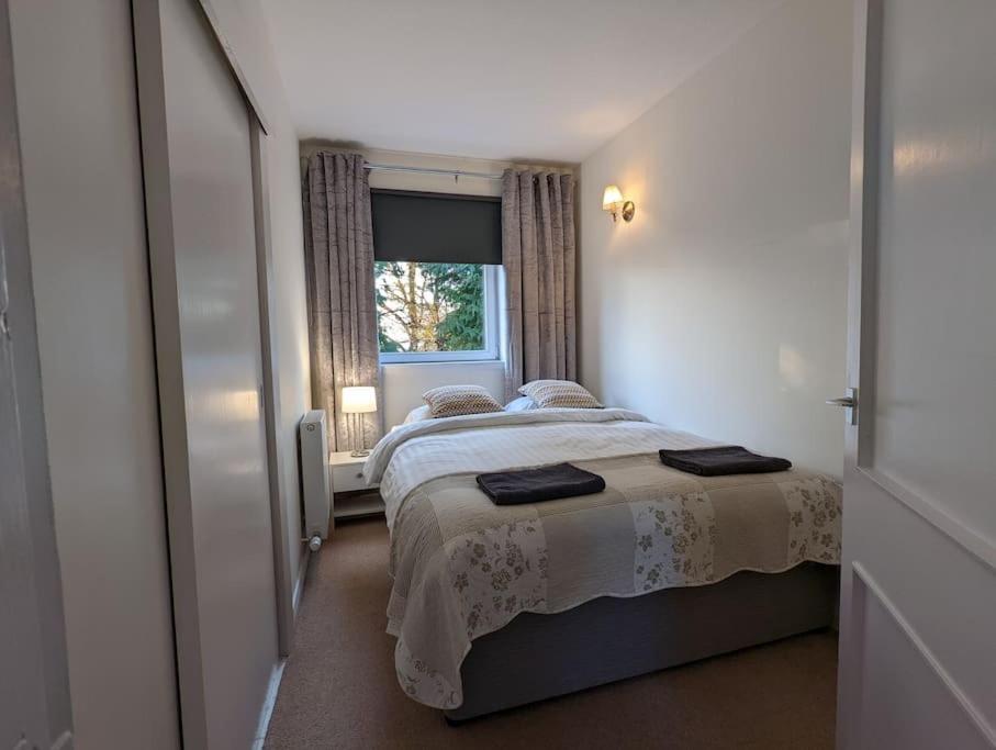 Two Bedroom Flat In Bridge Of Allan, Stirling エクステリア 写真