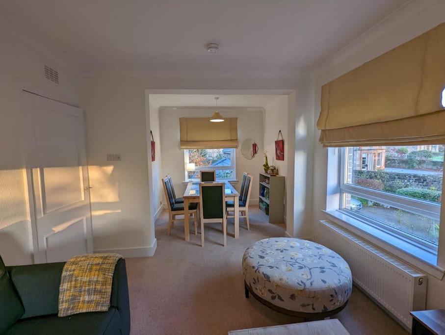 Two Bedroom Flat In Bridge Of Allan, Stirling エクステリア 写真